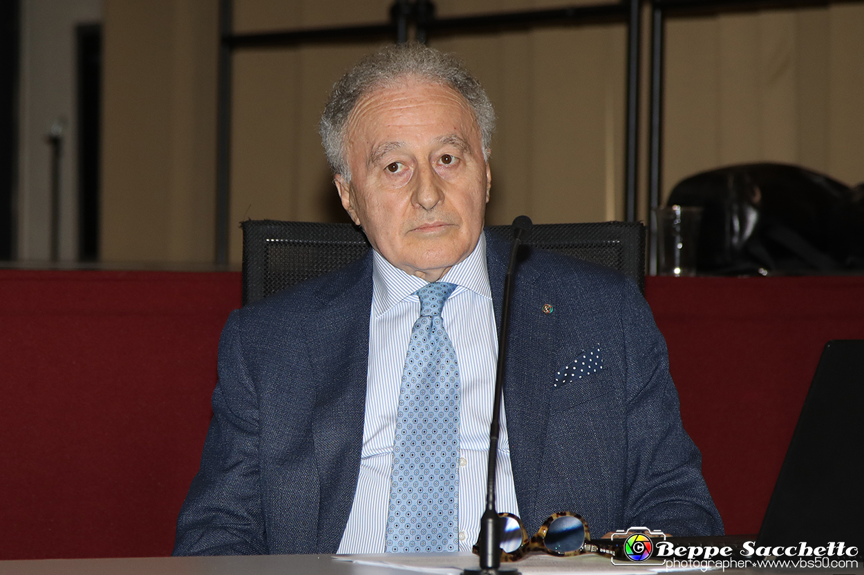 VBS_8774 - Incontro 'Invecchiare senza diventare vecchi'.jpg